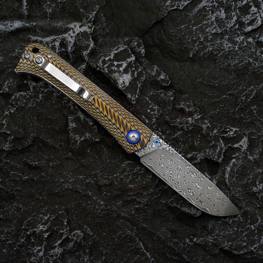 Ruisu VG10 Damascus Folding Knife - product view 3